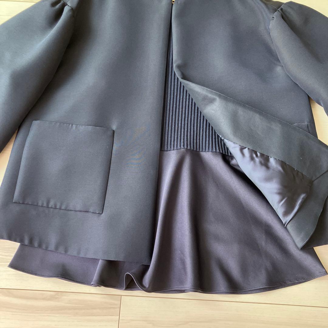 【美品】ストラスブルゴ　高級シルク混ウールアウタージャケットポワン袖入学式