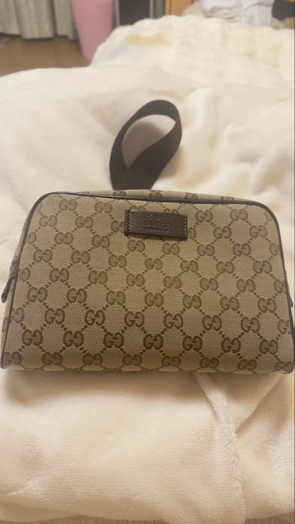 GUCCI ボディバッグ GGパターン ベージュ