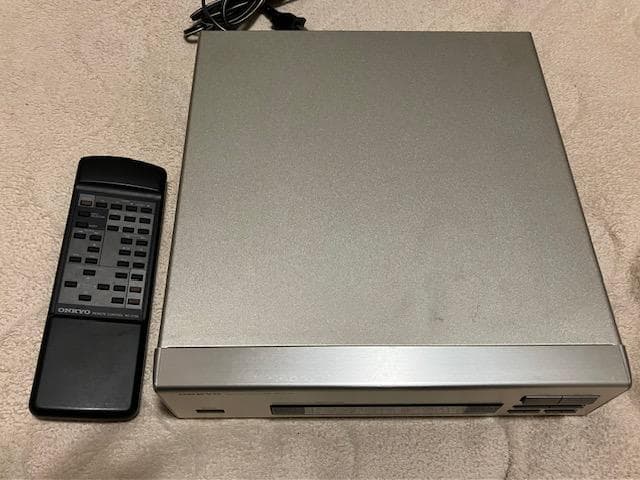 ONKYO オンキョー EQ-211M 【リモコン付き】