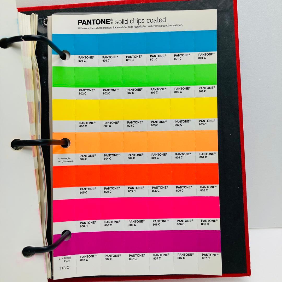 PANTONE solid chips 　コート／アンコート　7000番あり