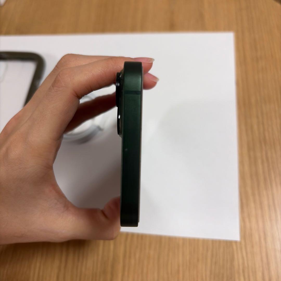 iPhone13 グリーン　128GB 値下げ不可