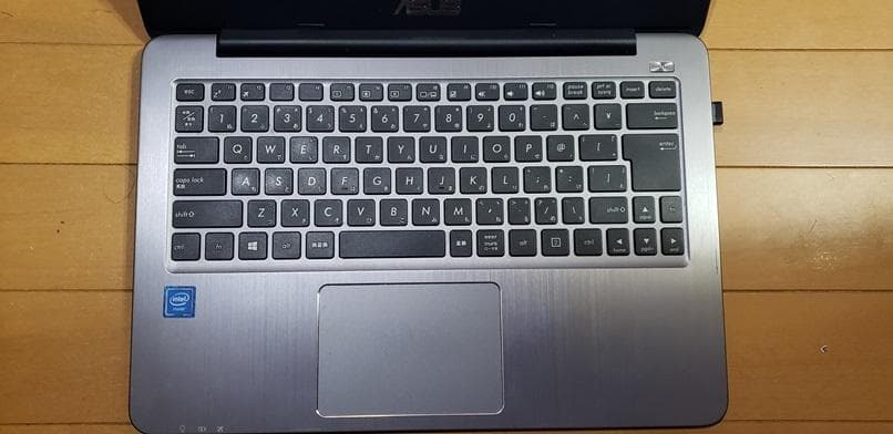 Windowsノート本体 ASUS R416SA