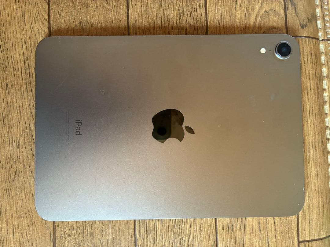 Apple iPad スペースグレー 本体　第6世代Wi-Fi