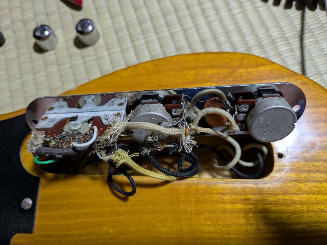 Fender　japan　Telecaster　Aシリ　85〜86年　52モデル