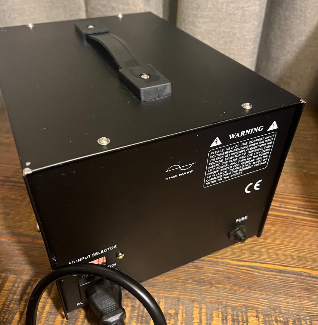 DT-3000VA 変圧器 110V/220V