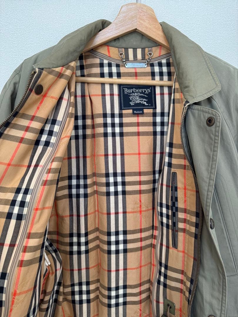 バーバリー　コート　burberry コートburberrys ミリタリーコート