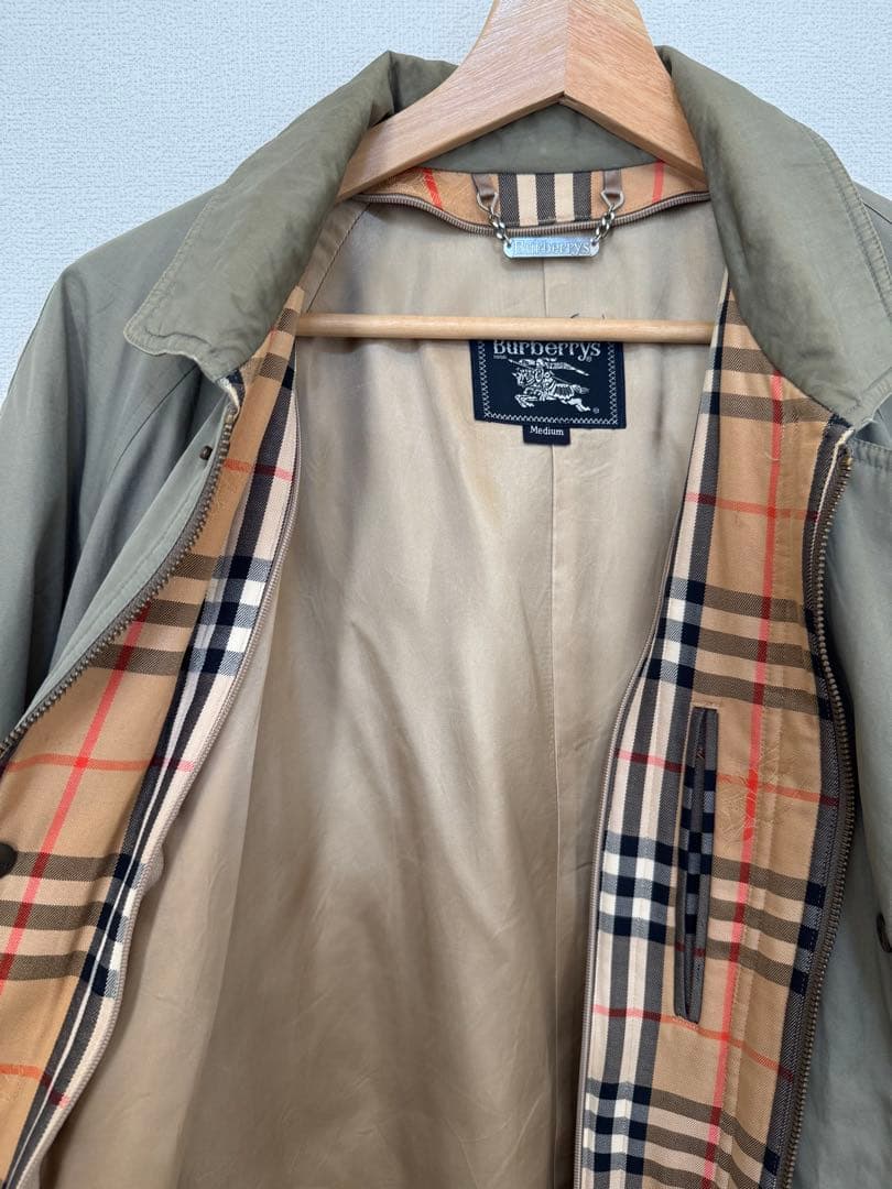 バーバリー　コート　burberry コートburberrys ミリタリーコート