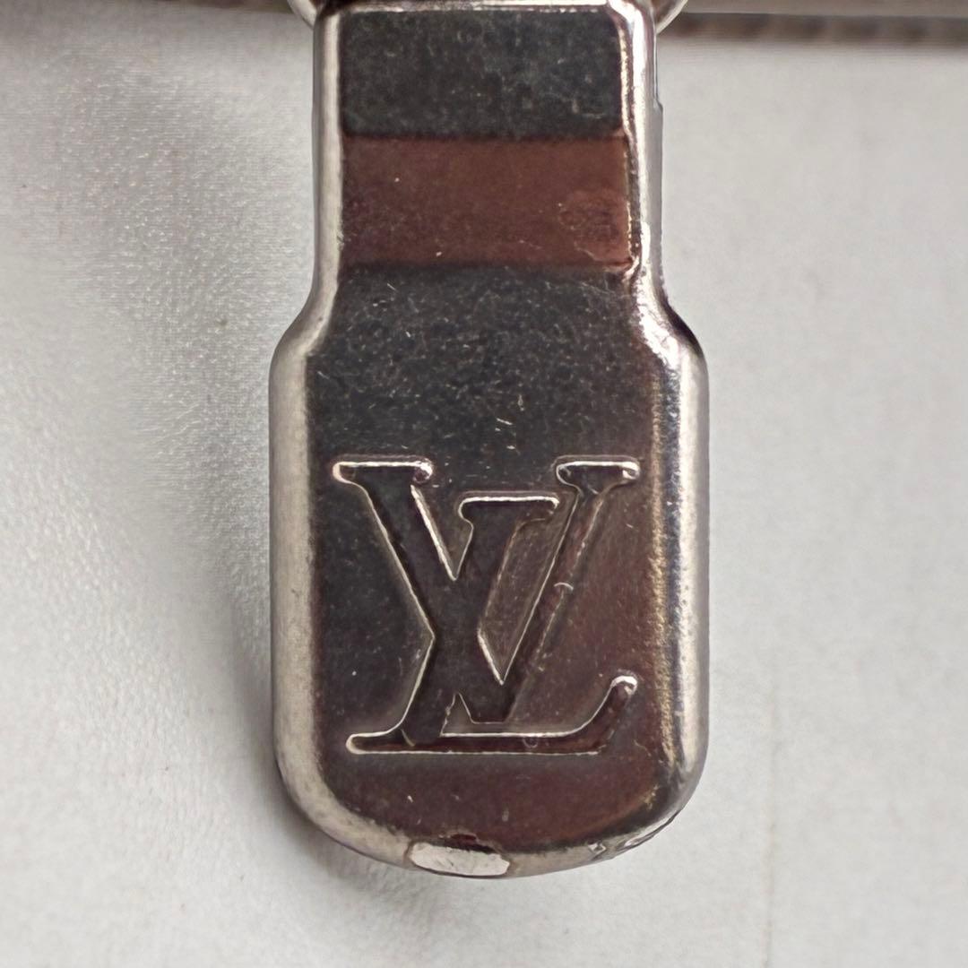 LOUIS VUITTON エピ ポルトフォイユ・トレゾール 二つ折り財布
