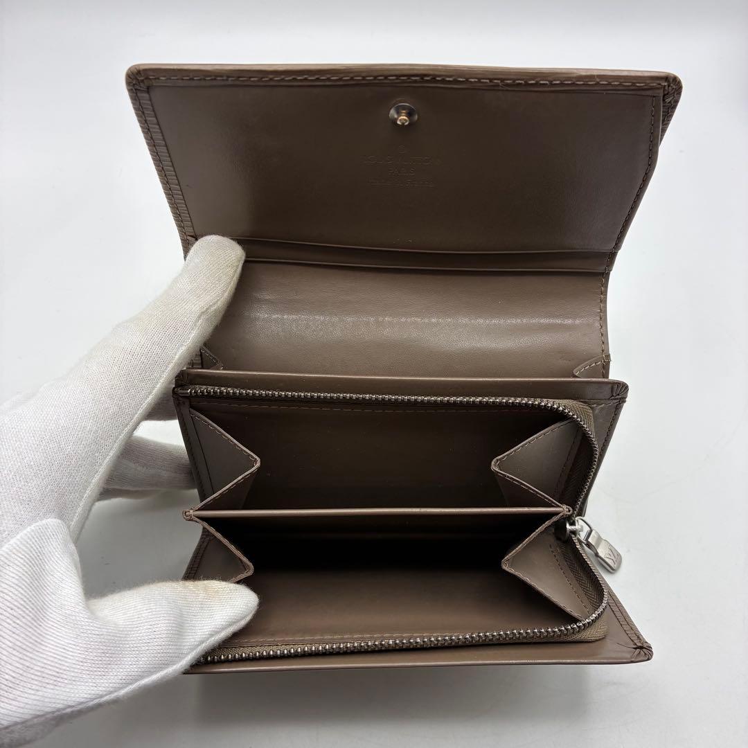 LOUIS VUITTON エピ ポルトフォイユ・トレゾール 二つ折り財布