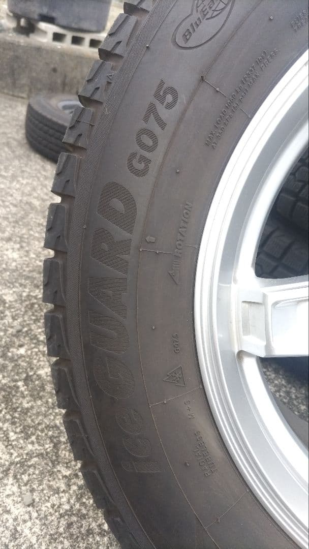 アイスガード　ヨコハマ　iceGUARD 265/60R18 G075　プラド