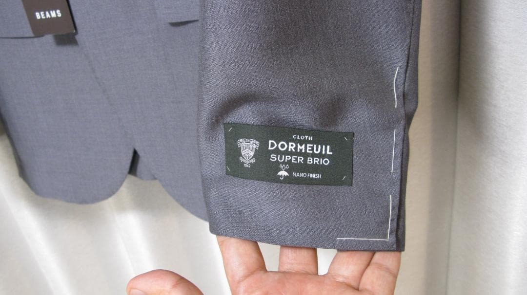 新品 ビームスBrilla DORMEUIL モヘヤスーツ48 グレー