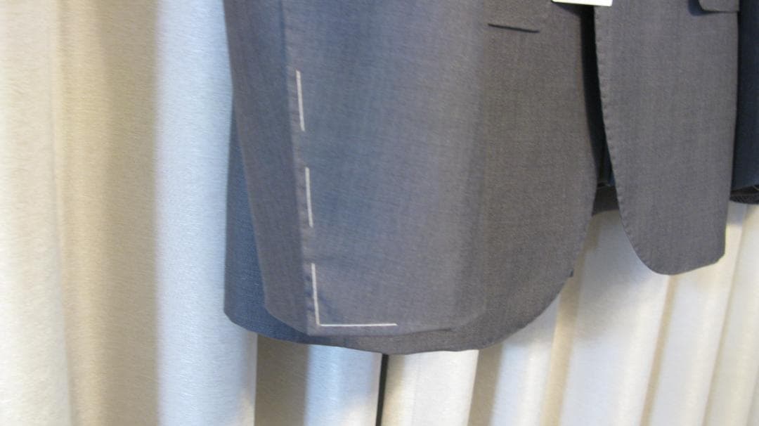 新品 ビームスBrilla DORMEUIL モヘヤスーツ48 グレー