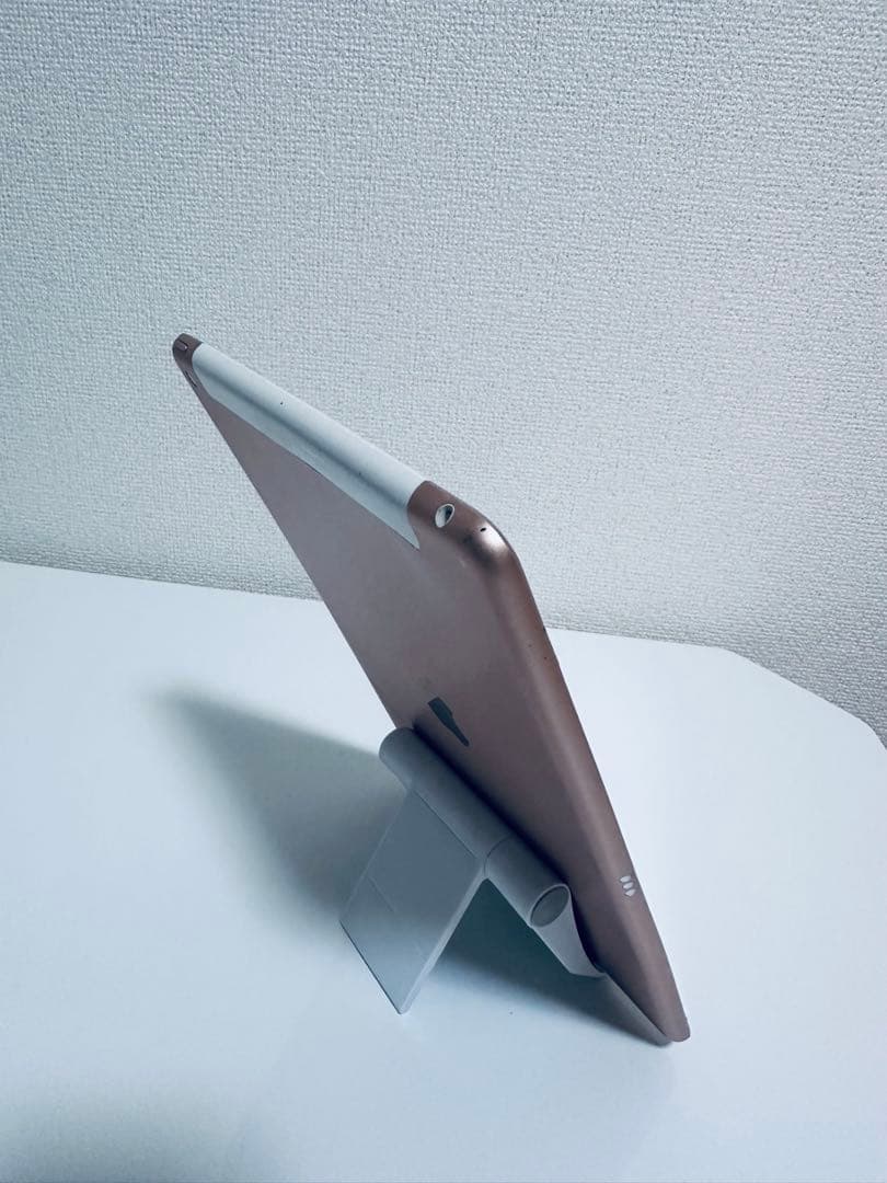 iPad 10.2インチ (第7世代) 32GB WiFi + セルラー