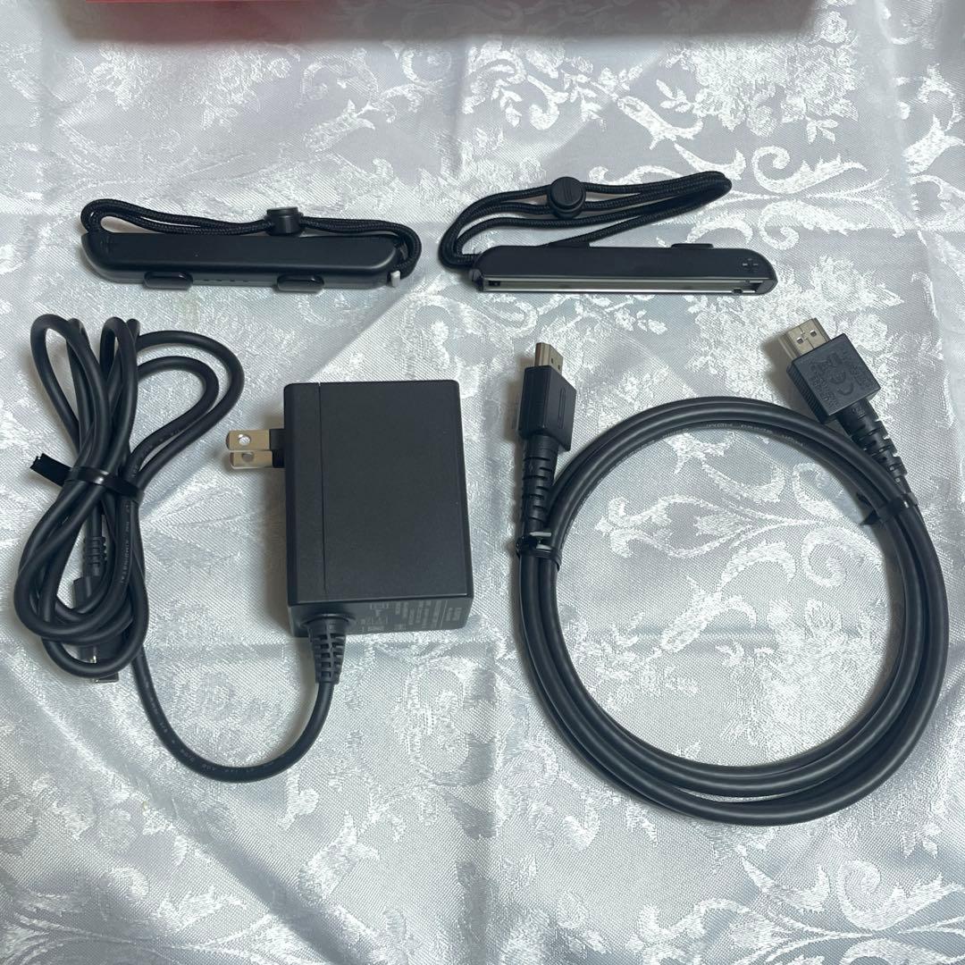 【美品】2023年製 Nintendo Switch 本体 バッテリー拡張モデル
