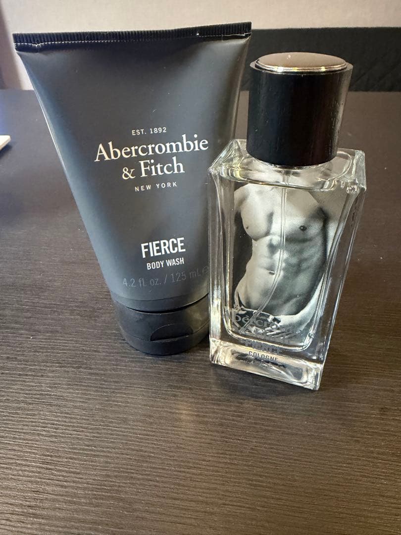 Abercrombie & Fitch Fierce Body Wash &香水