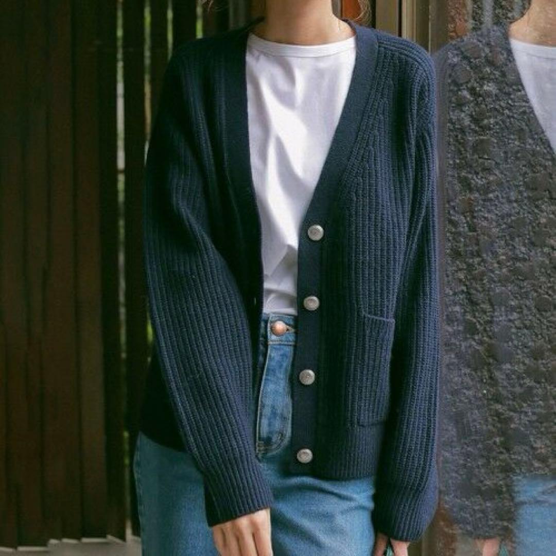 新品タグ付♡23区　ラムズウールナイロンVネックカーディガン　38