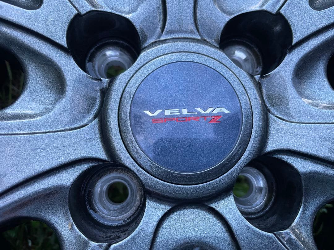 今週末まで値下げ！送料込み❗️美品‼️VELVA 14インチブラックホイール
