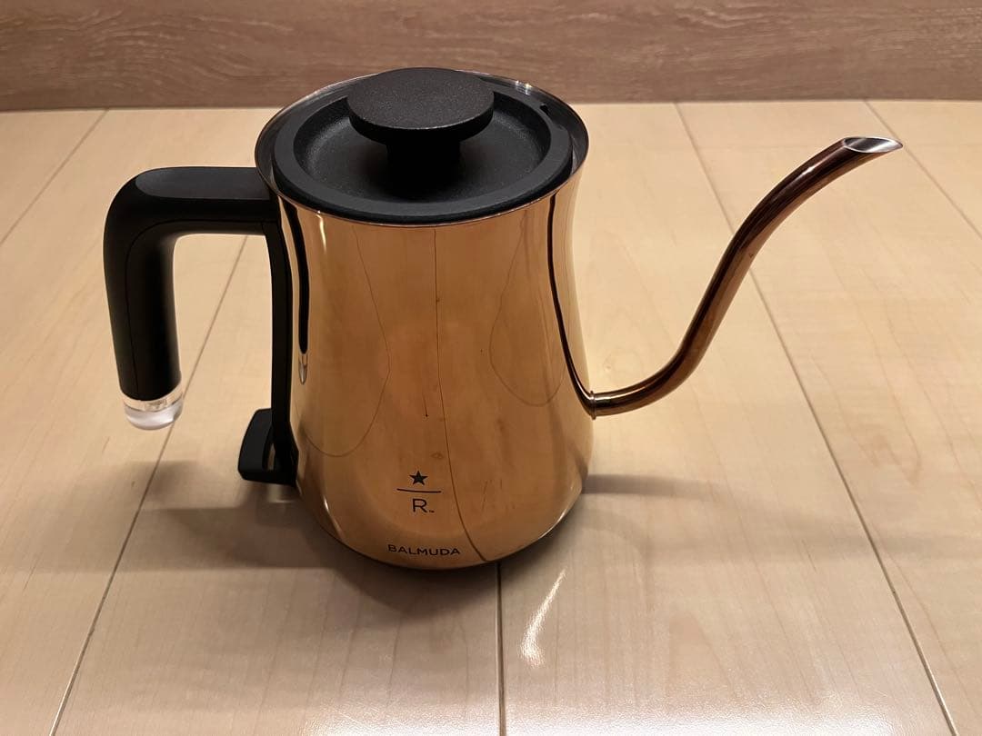 【31・1日限定セール】BALMUDA スターバック 限定モデル　電気ケトル