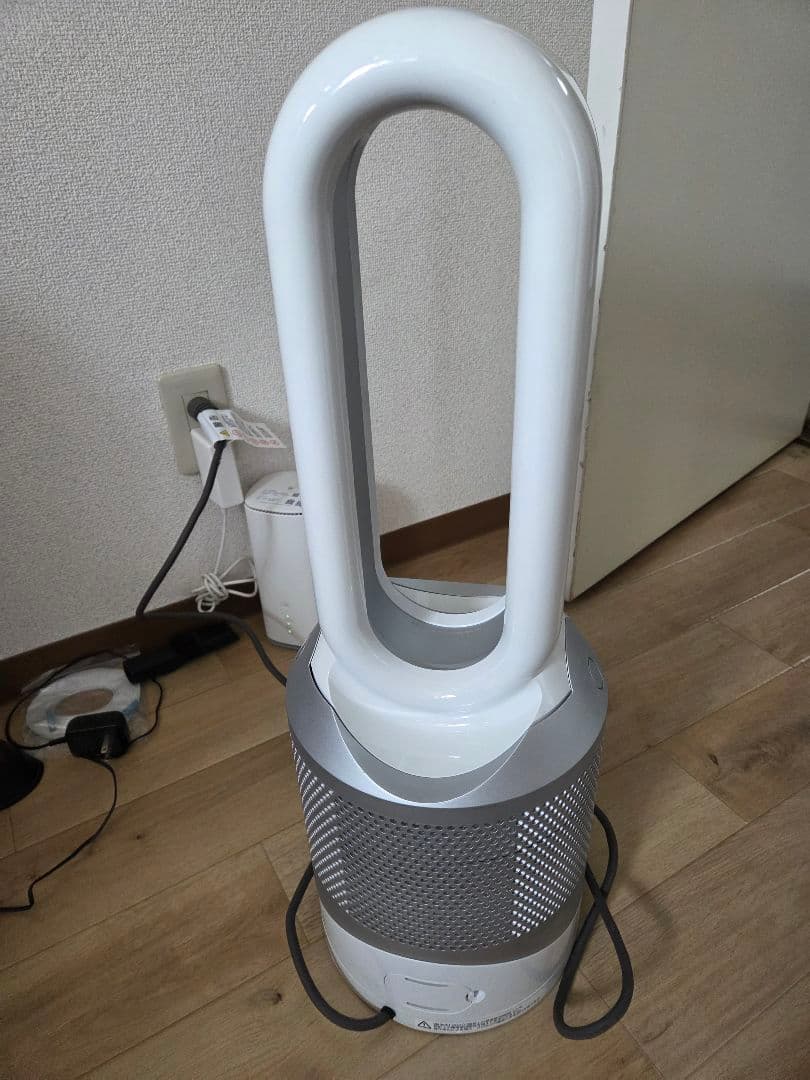 ダイソン 空気清浄機能付ファンヒーター HP03