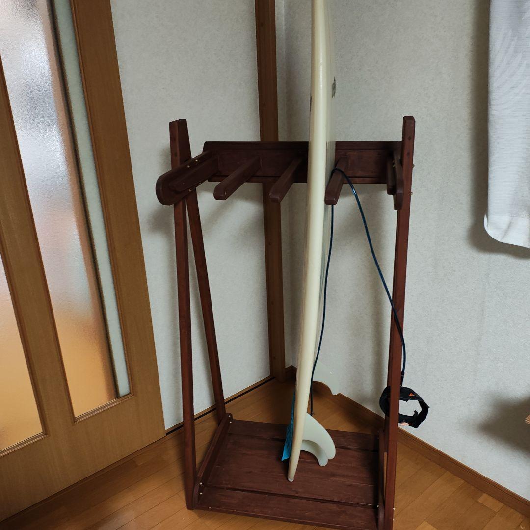 木製サーフボードスタンド (4本収納可能)できれば手渡し希望