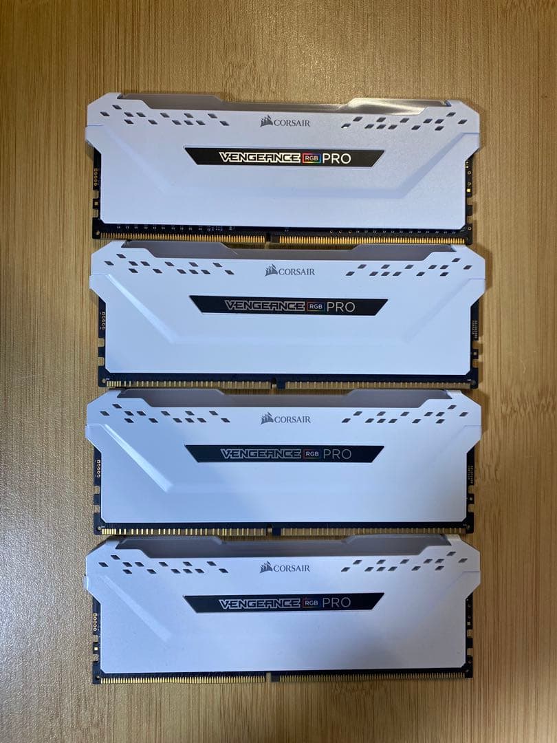 Corsair Vengeance RGB PRO 4枚　3200 16GB