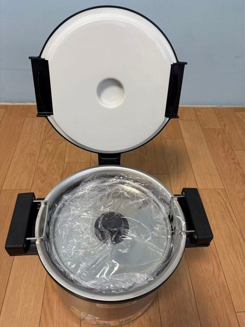 ＴＨＥＲＭＯＳ真空保温調理鍋　KPA-4500 未使用品