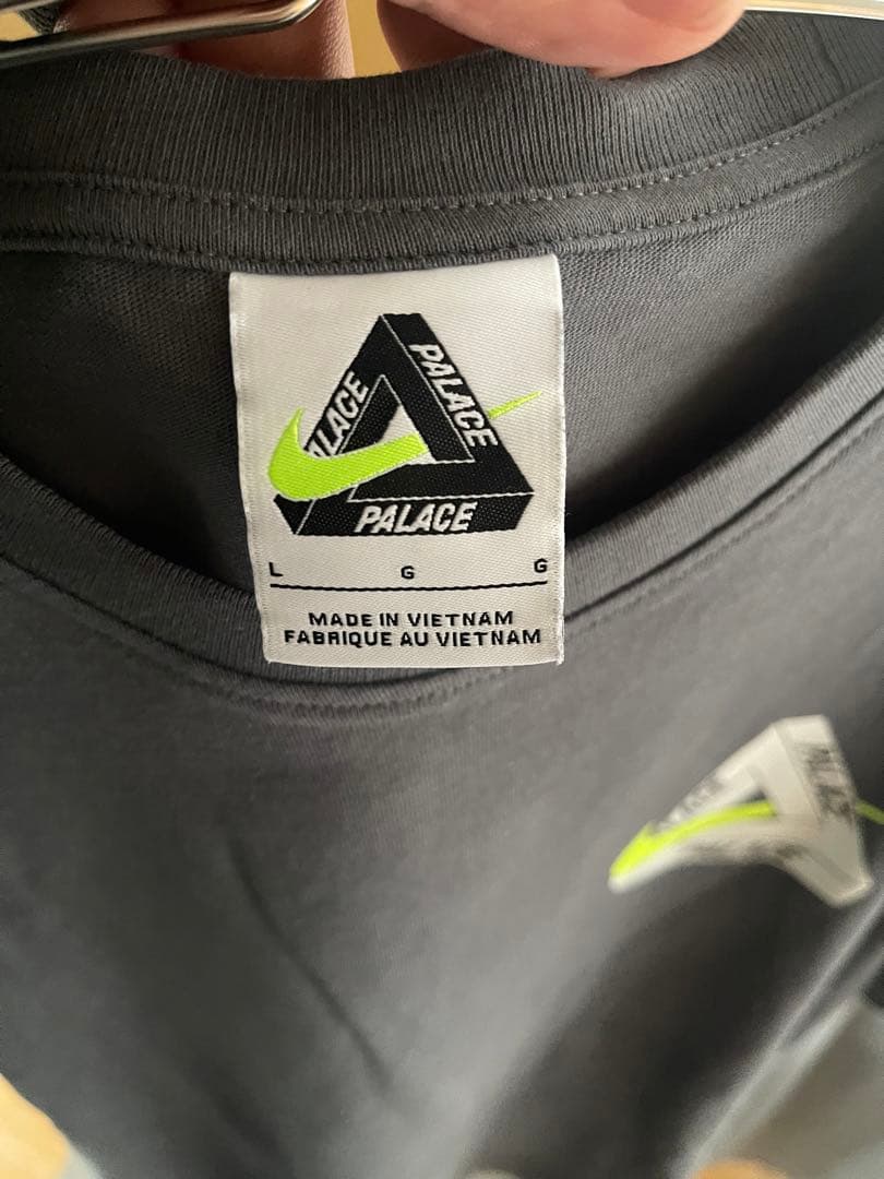 PALACE NIKE TRI SWOOSH T-SHIRT 試着のみ