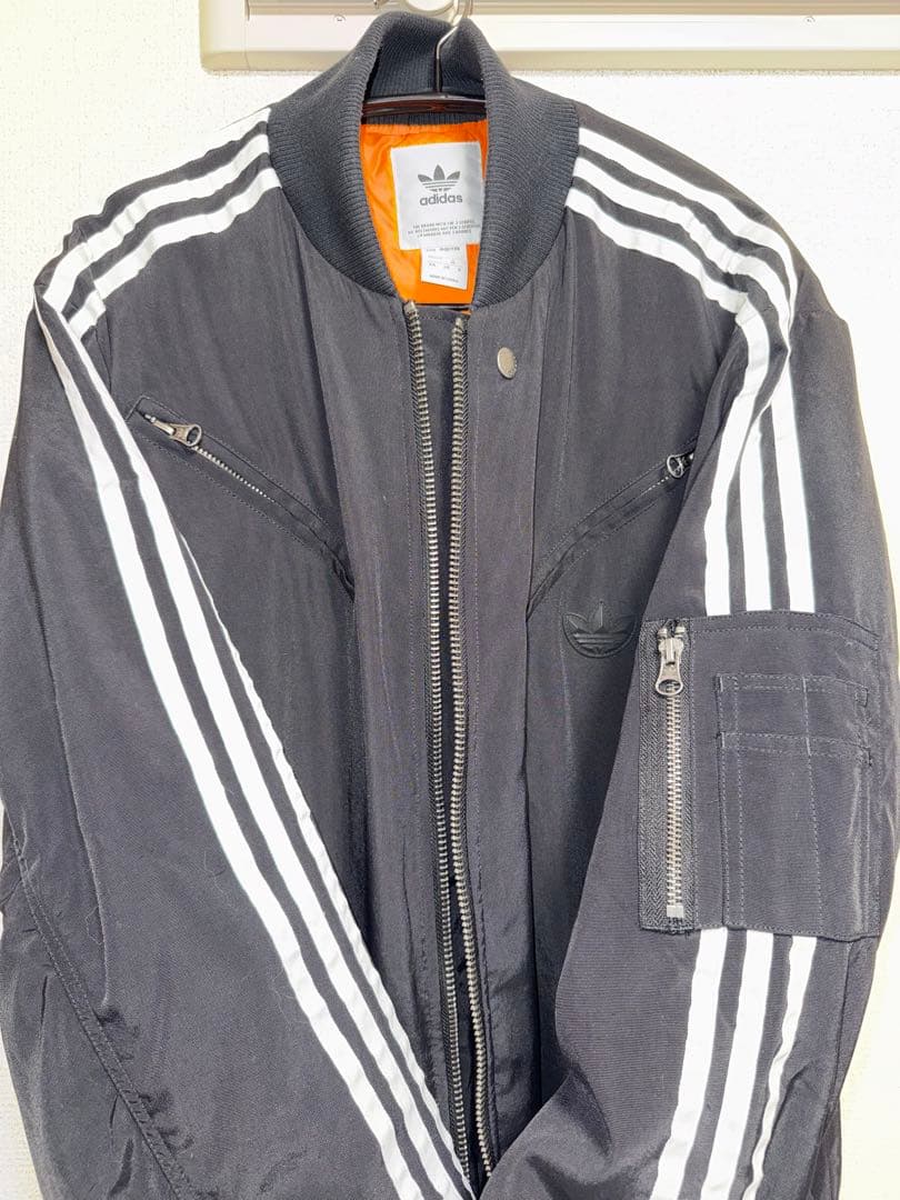 adidas Black ニュー パデッド ジャケット