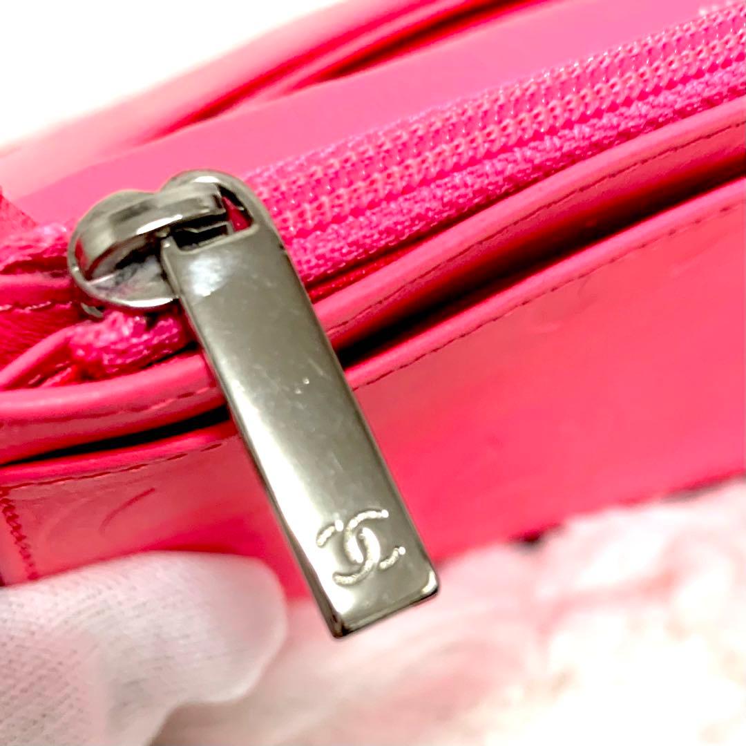 美品！CHANEL カンボンライン 二つ折り財布　黒　ピンク　Ｇカード