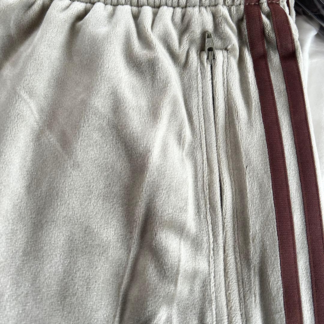 adidas ベージュ トラックパンツ XL