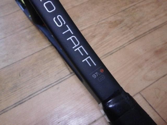 ウィルソン　プロスタッフ 97L　V11.5 グロメット付き　フェデラー