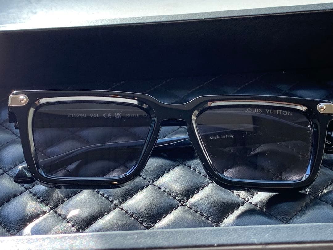 【極美品】LOUISVUITTON ブラック サングラス アセテートZ1974U