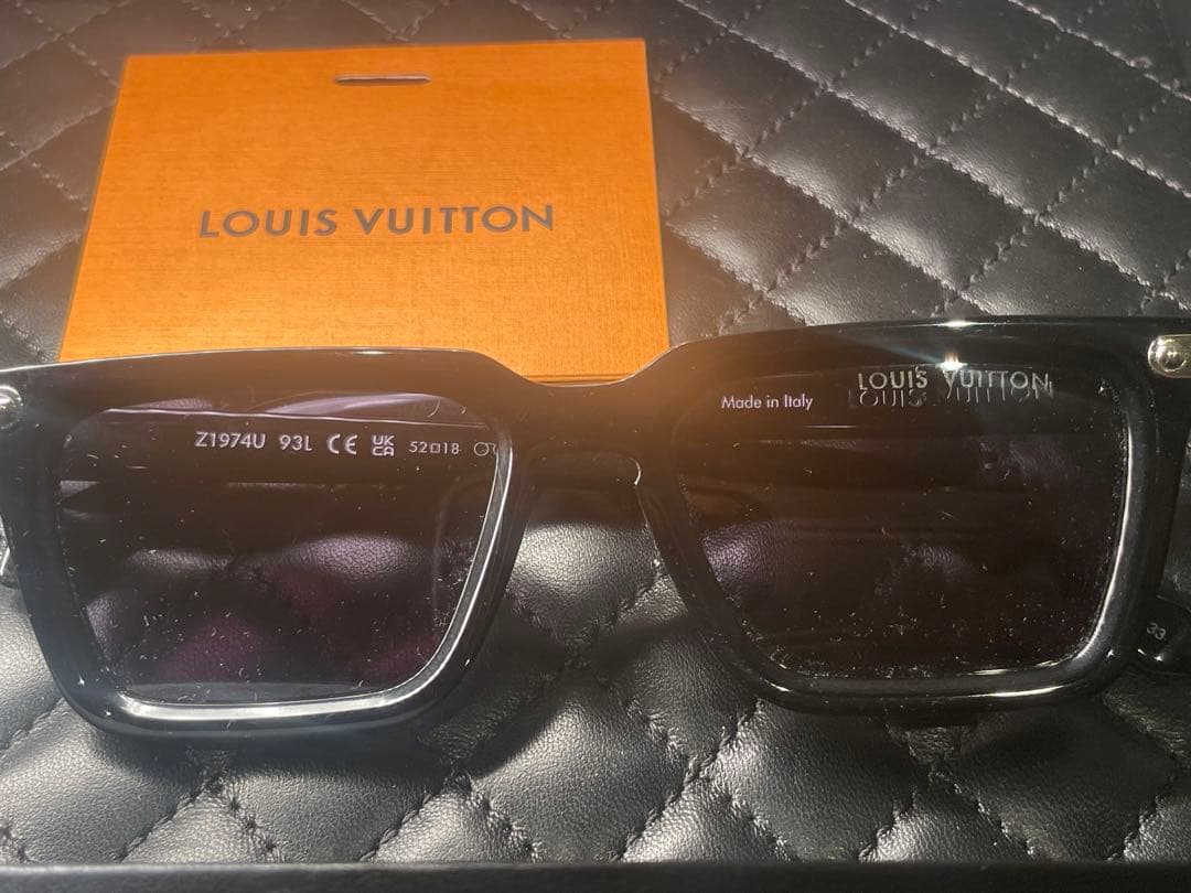 【極美品】LOUISVUITTON ブラック サングラス アセテートZ1974U