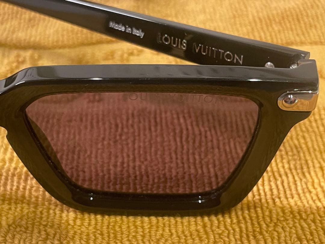 【極美品】LOUISVUITTON ブラック サングラス アセテートZ1974U