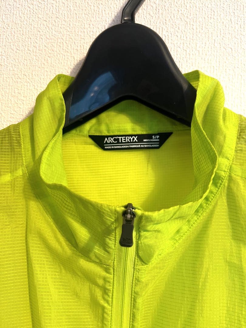 ARC'TERYX 蛍光イエローベスト S