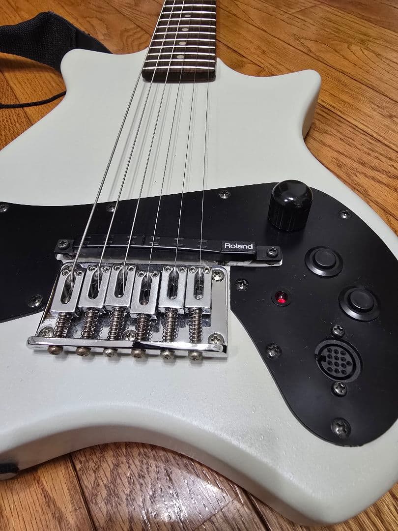 ローランド GTM Guitar Controller エレキギター　 ホワイト