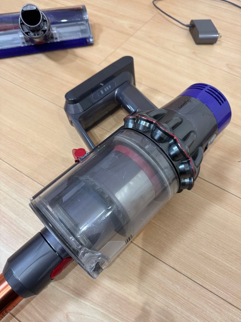 Dyson V10 コードレス掃除機
