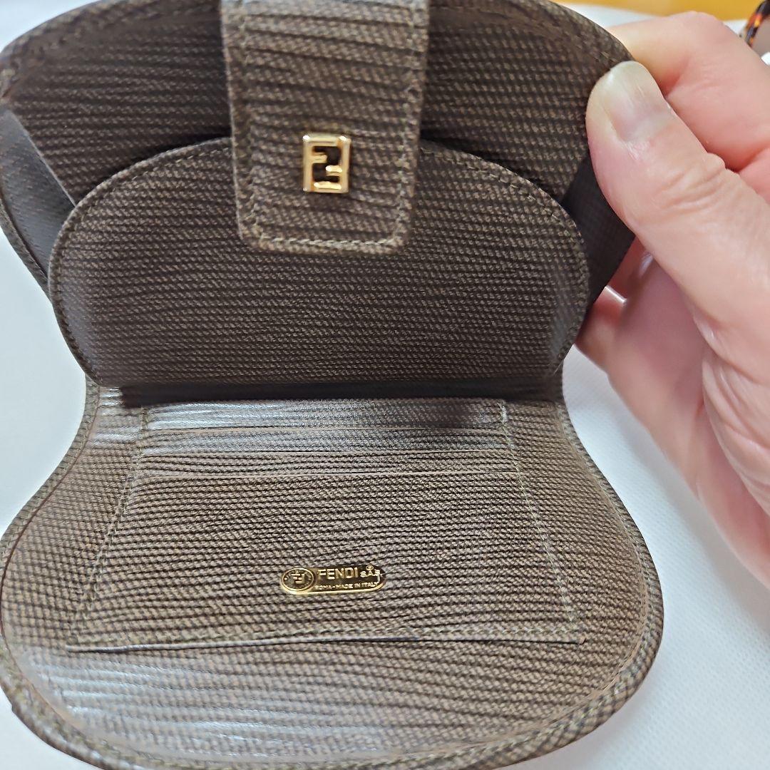 FENDI ブラウン 二つ折り財布 新品未使用品