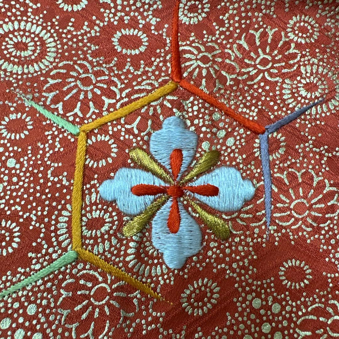 桜のマーチ　桶絞り 染め分け 総刺繍 金彩 振袖