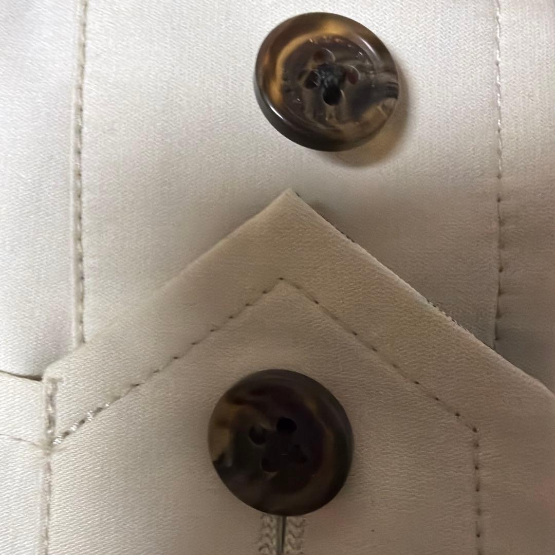 バーバリー　ブルゾン　ベージュ　未使用品