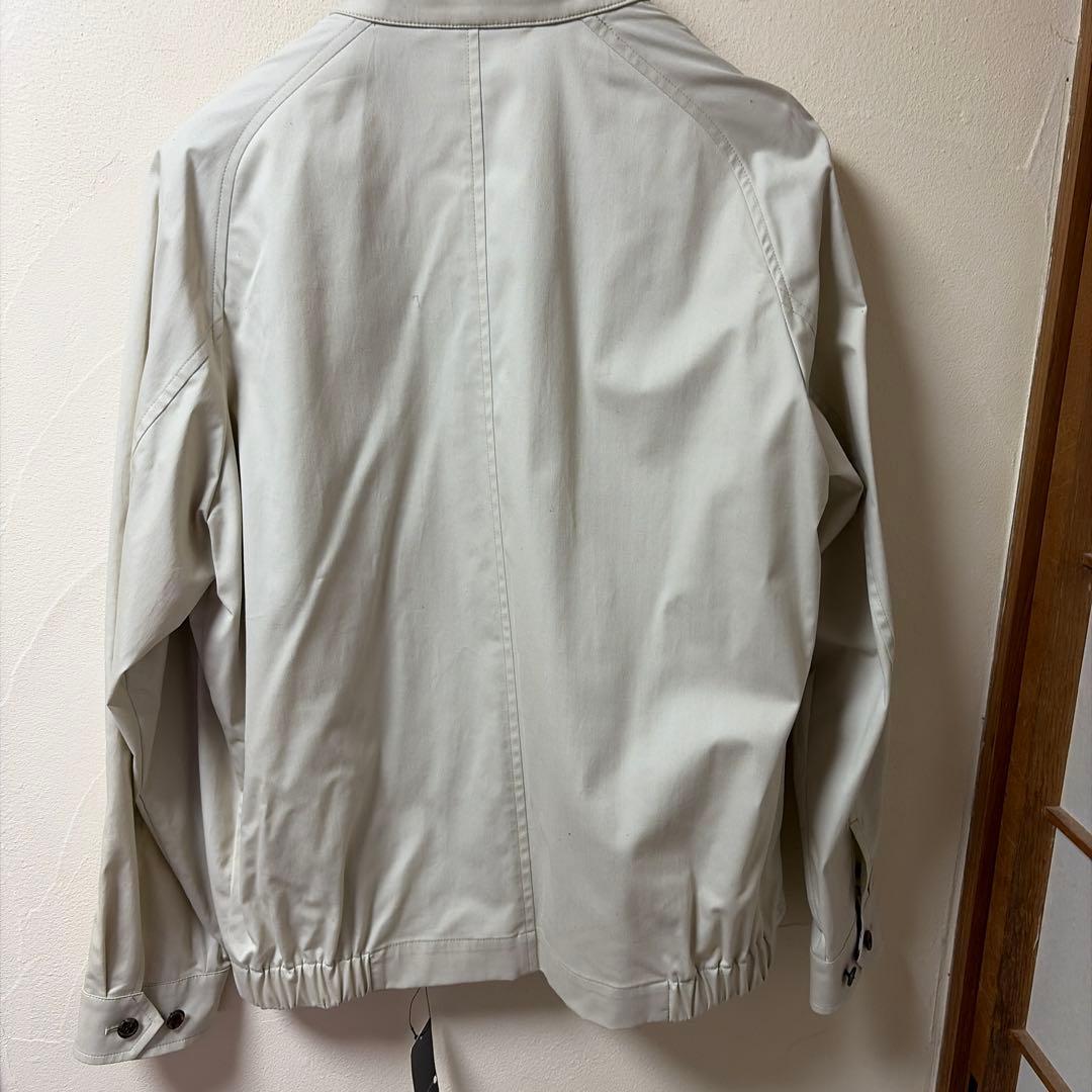 バーバリー　ブルゾン　ベージュ　未使用品