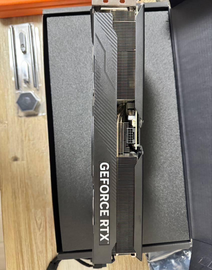マ*コ様 保証残あり　玄人志向　GEFORCE RTX 4070Ti
