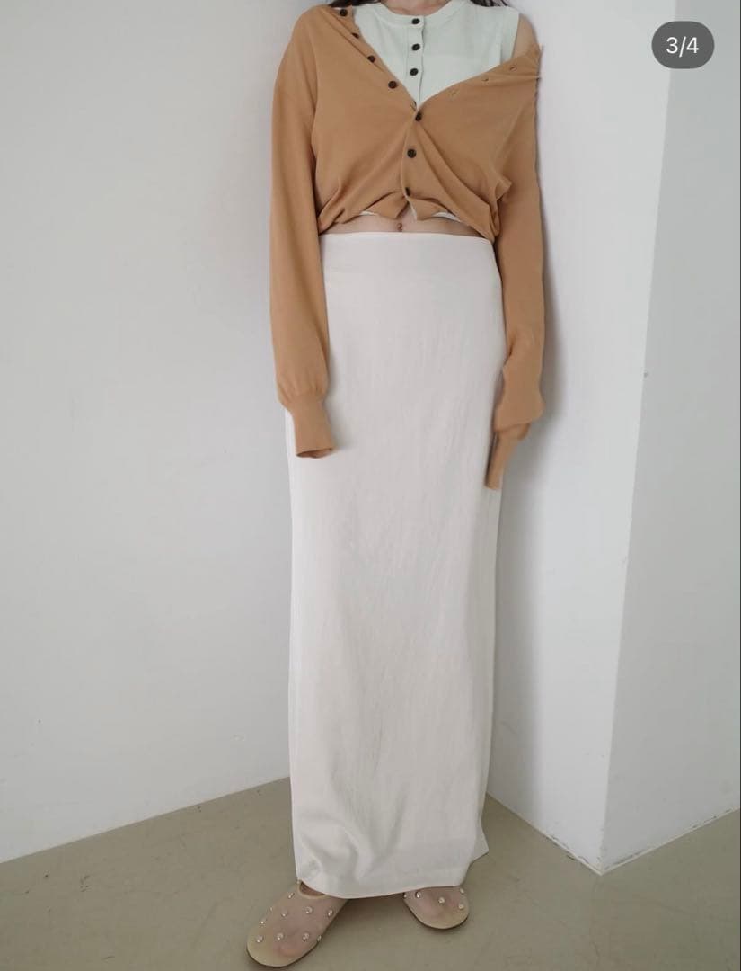 新品未使用タグ付き　CLANE LOW WAIST STRAIGHT SKIRT