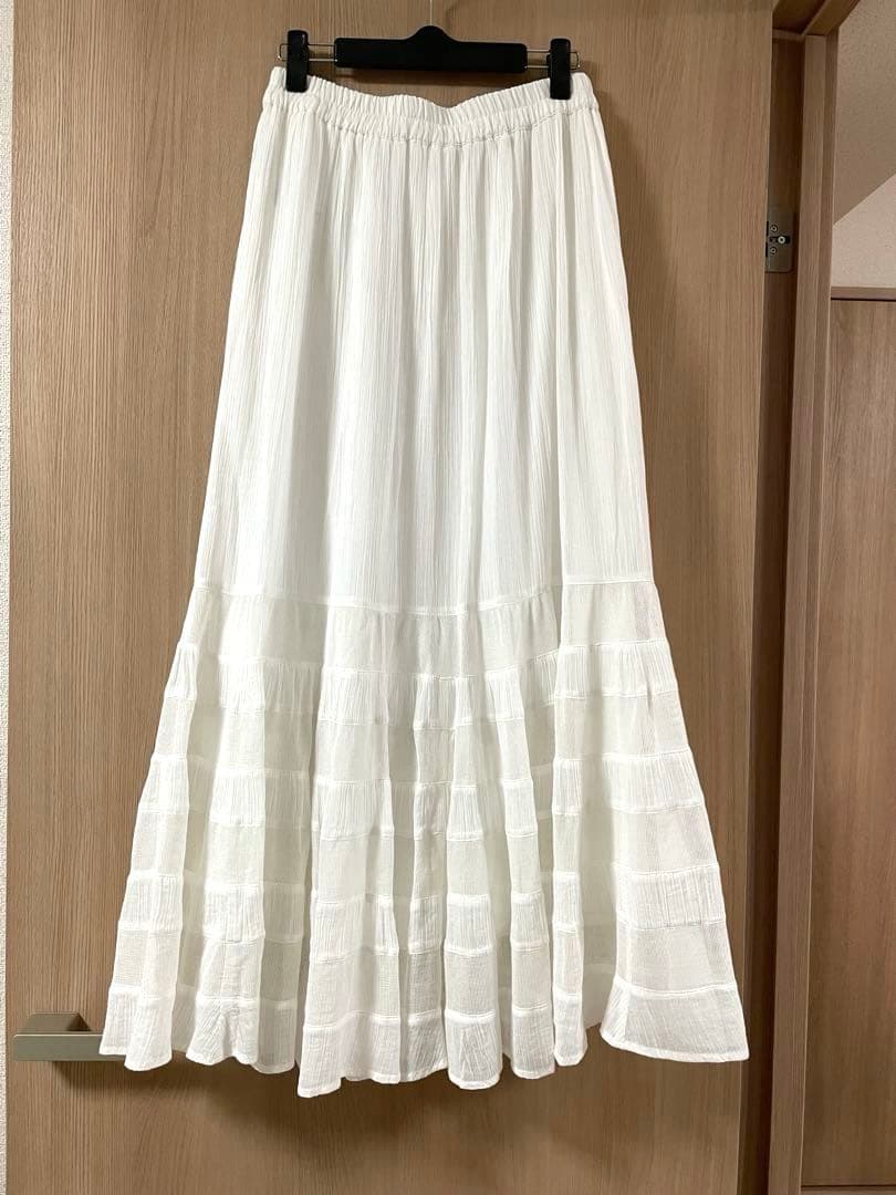 B.C STOCK メッシュハギティアードスカート ホワイト　マキシ丈