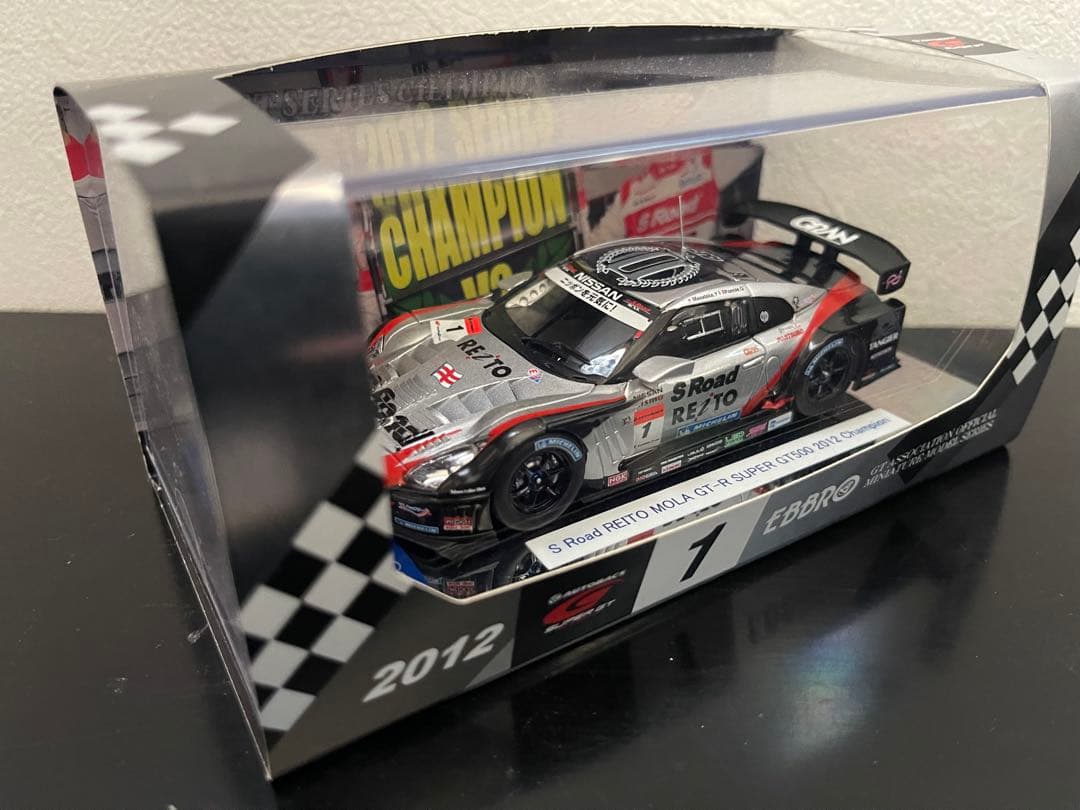 ミニカー EBBRO SUPER GT 2012 S Road MOLA GT-R