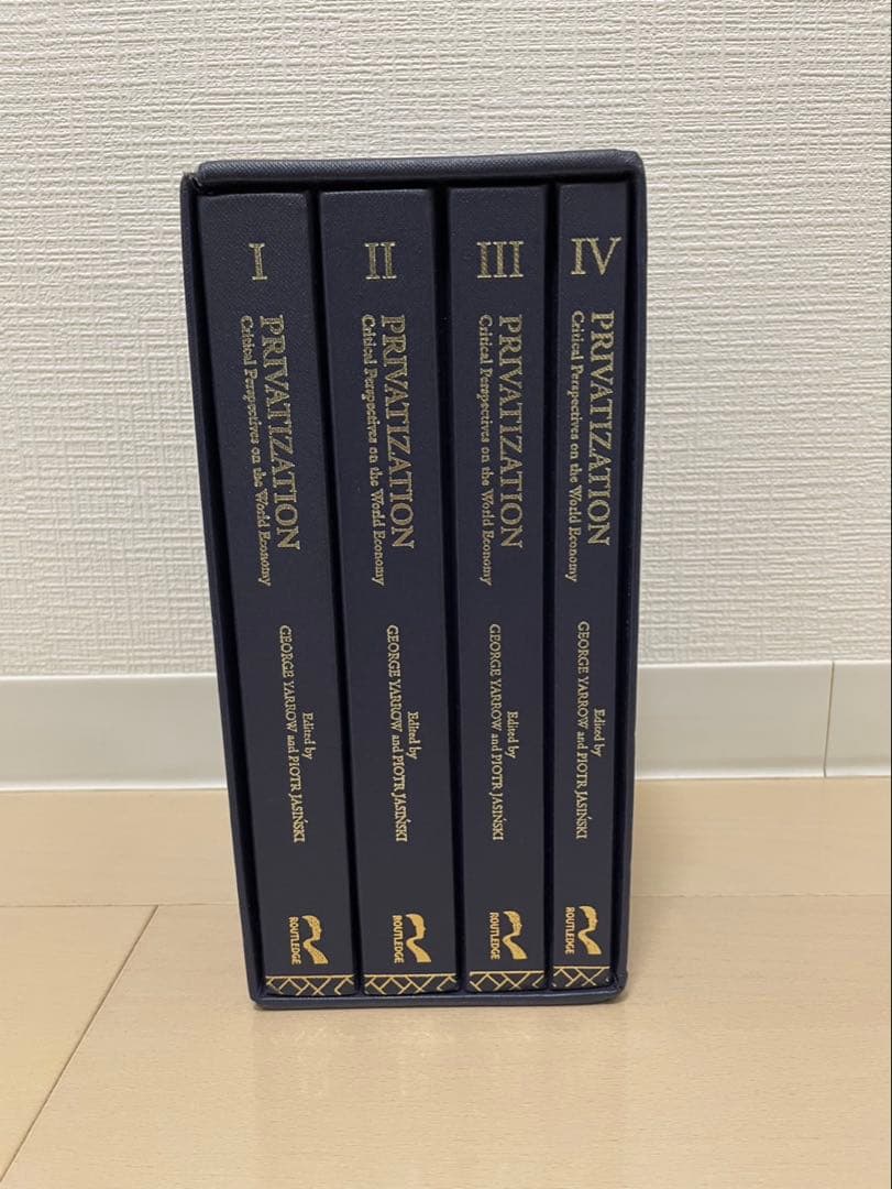 希少【全4巻セット】Privatization 経済学 専門書 洋書