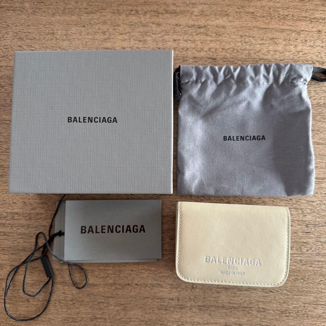 バレンシアガ（BALENCIAGA）　Cashミニ ウォレット
