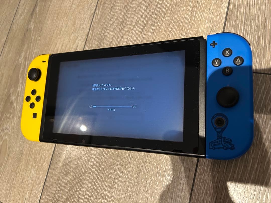 Nintendo Switch 本体　フォートナイトデザイン