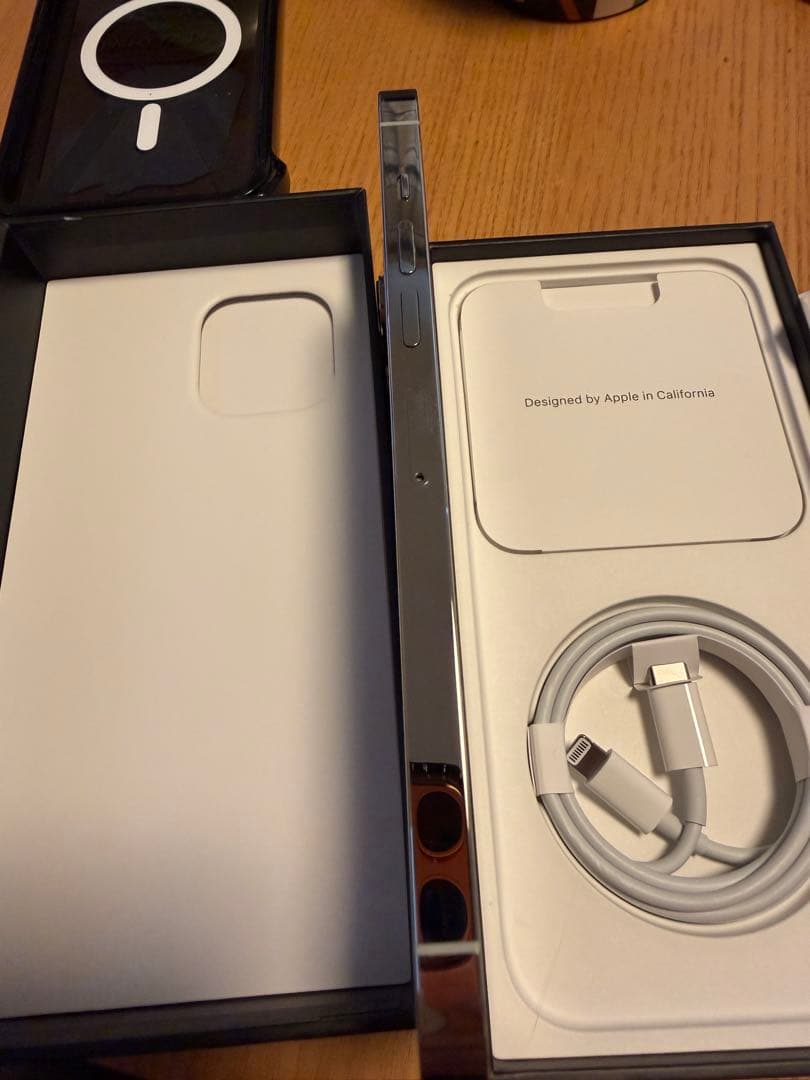 【ME MR HZM】iPhone13promax silver256GB