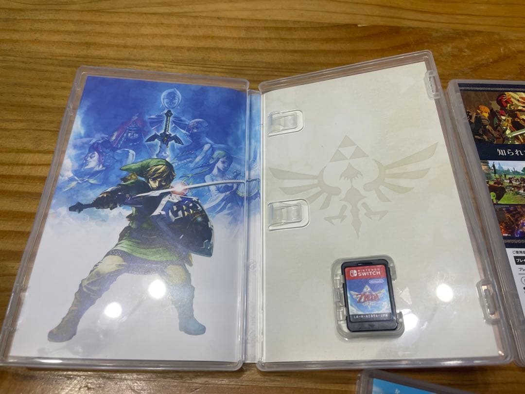 かぶ出品中 ゼルダシリーズ 人気ゲーム2本セット